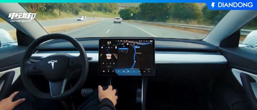 特斯拉「纯视觉」自动驾驶发布，「感知冗余」还有必要吗？