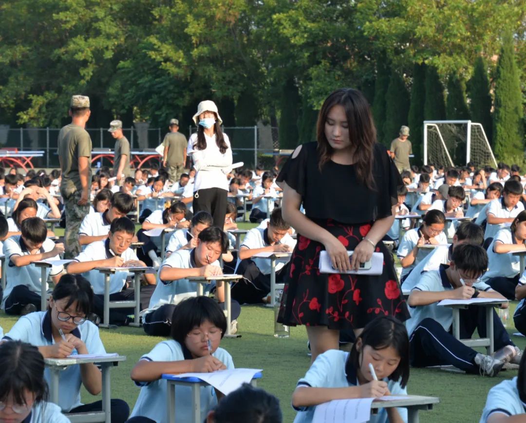 汝州市一高_实验中学2022级高一军训精神_汝州市实验中学2022级高一军训班主任