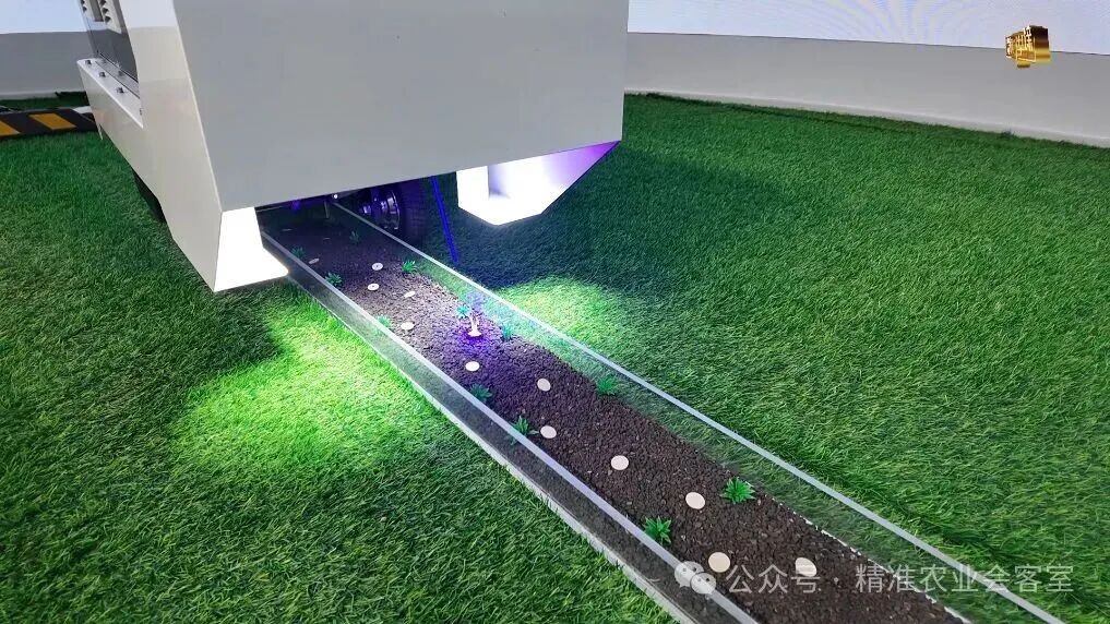 新华访谈：AI激光除草 解锁智慧农业新场景