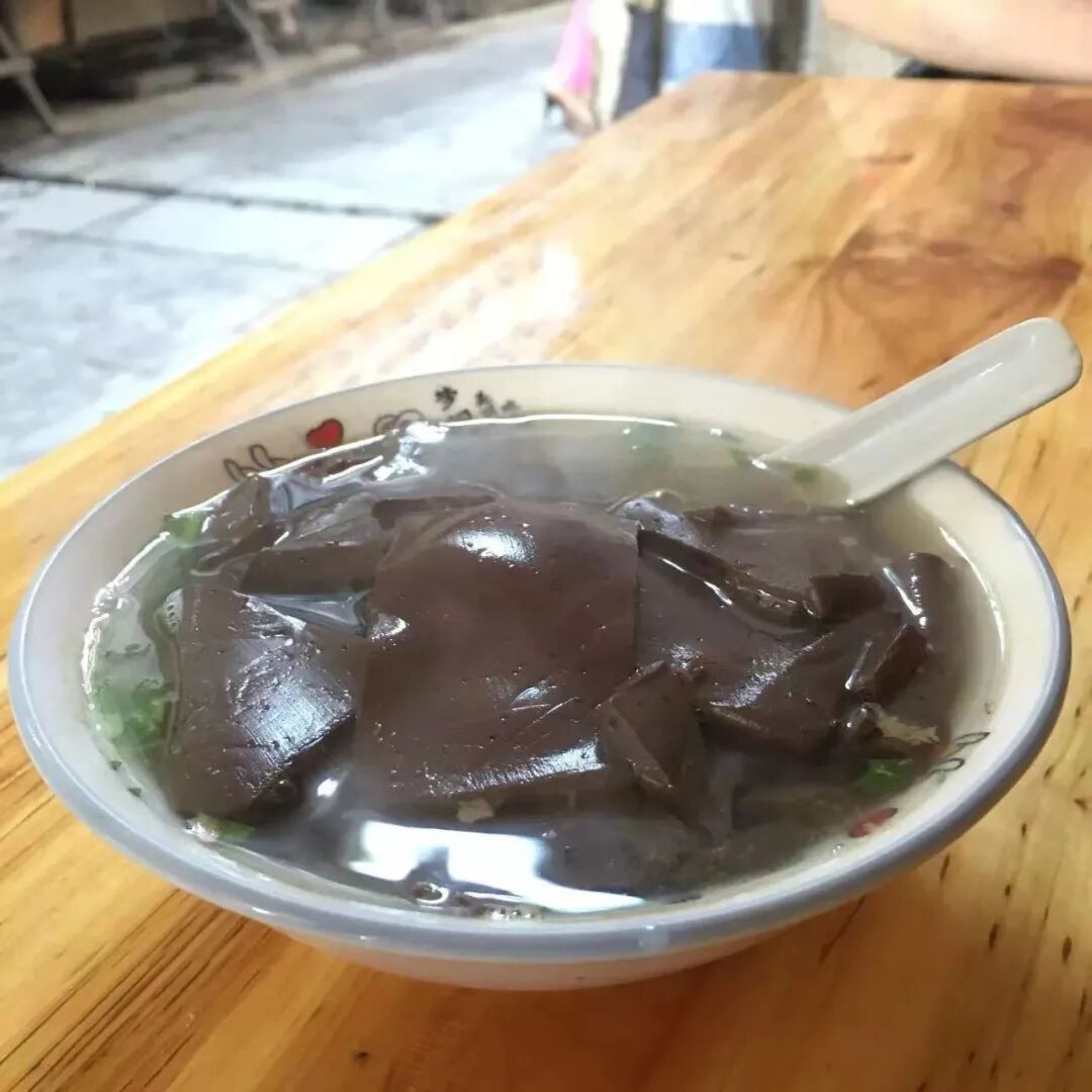 高铁1.5h！这座被CCTV翻牌的仙气小城，居然这么好吃？