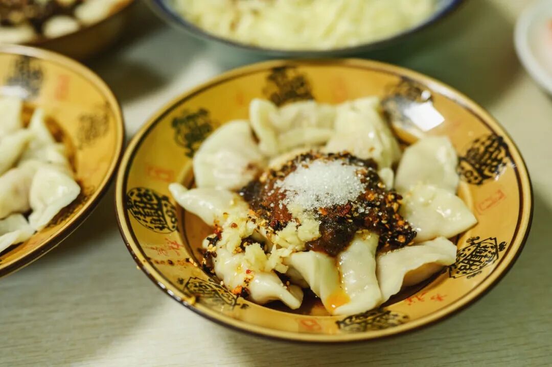 高铁20分钟！这座藏在成都边上的神仙小城，比乐山更好吃！