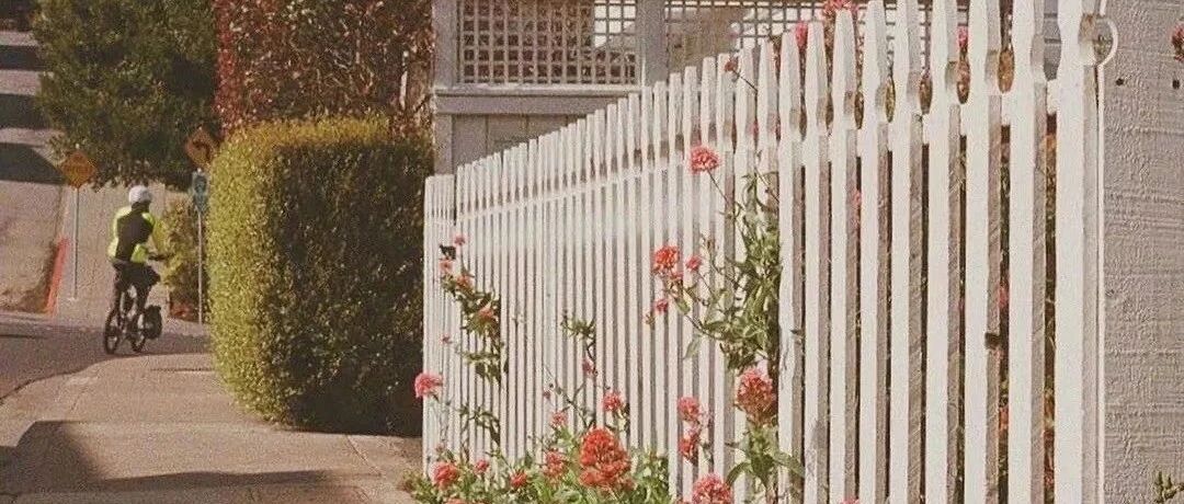 拾言丨当有些事成为了习惯就再难去计较得失，也​忘记了停止。