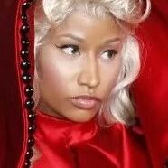 Nicki Minaj 粉丝不满格莱美,疯狂下载单曲!