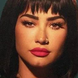 我家 Demi Lovato 已经是活着的传奇了!