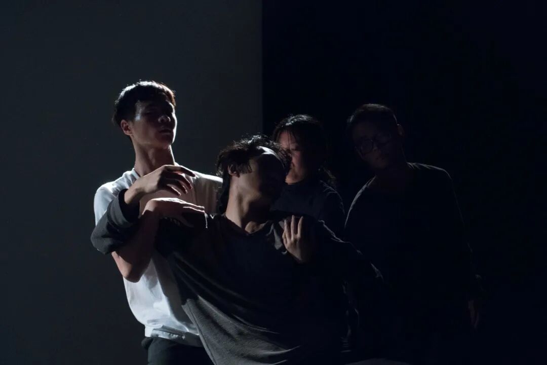 This Saturday's "P4 Theater" dance theater, "The Cocoon Room"
