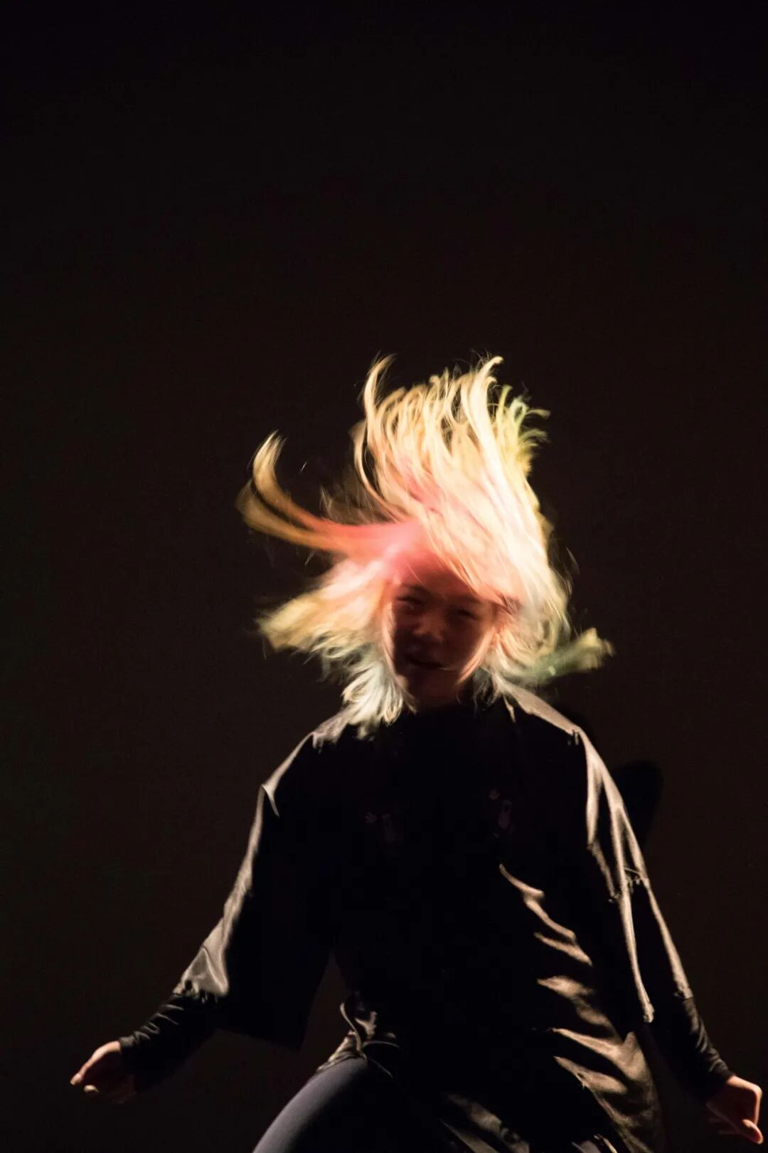 This Saturday's "P4 Theater" dance theater, "The Cocoon Room"