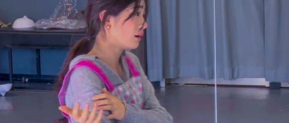 New Drama Salon｜Critical opening: How "stupid" does Songzi seem to the screenwriter?