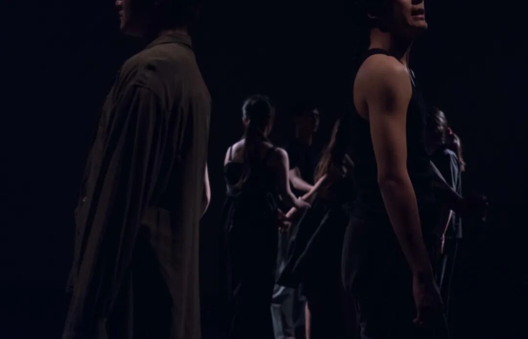 Dance theater, Cocoon Room. - When the body turns into ashes, there's nothing more than a soul.