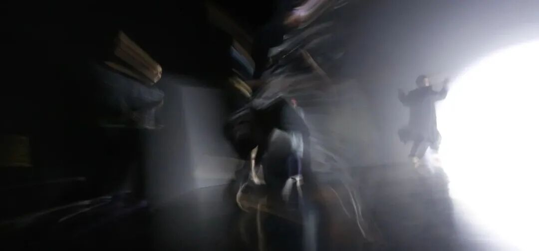 Dance theater, Cocoon Room. - When the body turns into ashes, there's nothing more than a soul.