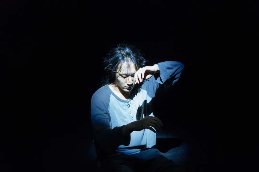 "To play the cocoon room in everyone's heart." - See how Cocoon collide at P4. - P4 Theater