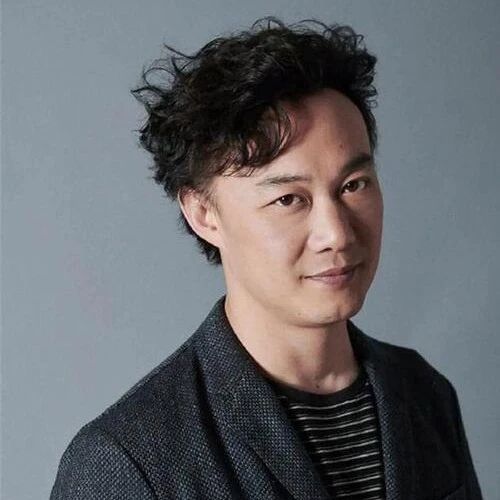陈奕迅团队总监不当言论引争议!官方紧急道歉:立即下架争议影片