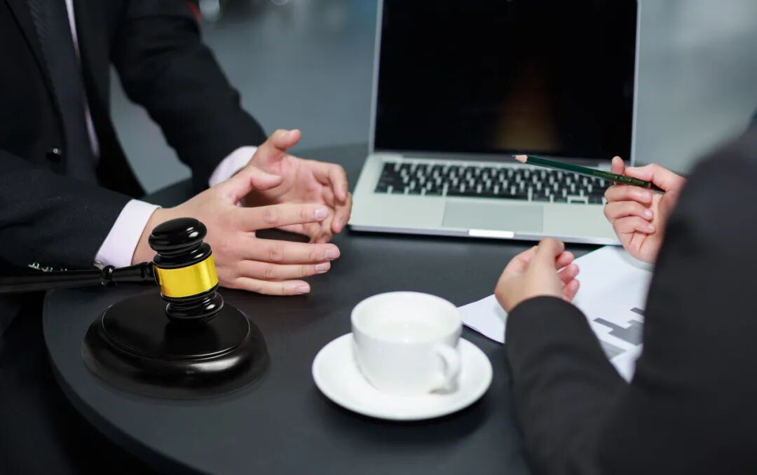 法律援助之手绘就温暖底色,律所品牌魅力在公益与社会责任中绽放