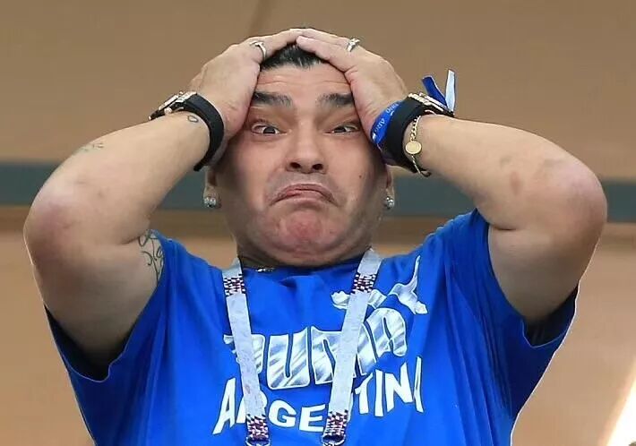 那个干掉梅西和阿根廷的金发男人，可能是第一个去世界杯踢球的建筑师