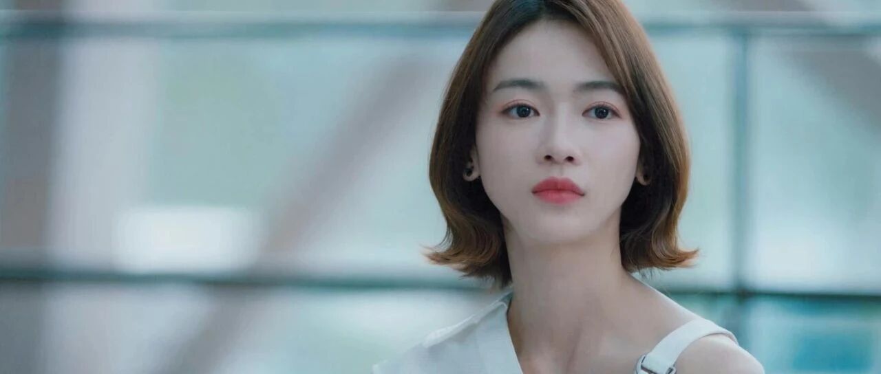 又一部顶级烂剧凶猛而来，开头5分钟就足以让人崩溃！