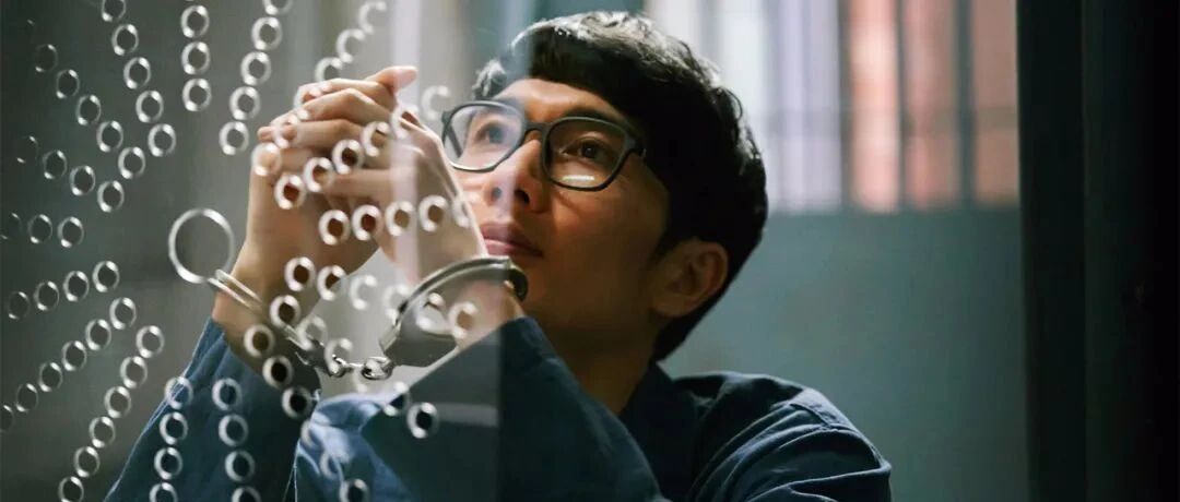 第一集就封神，只要不烂尾，这就是神剧！