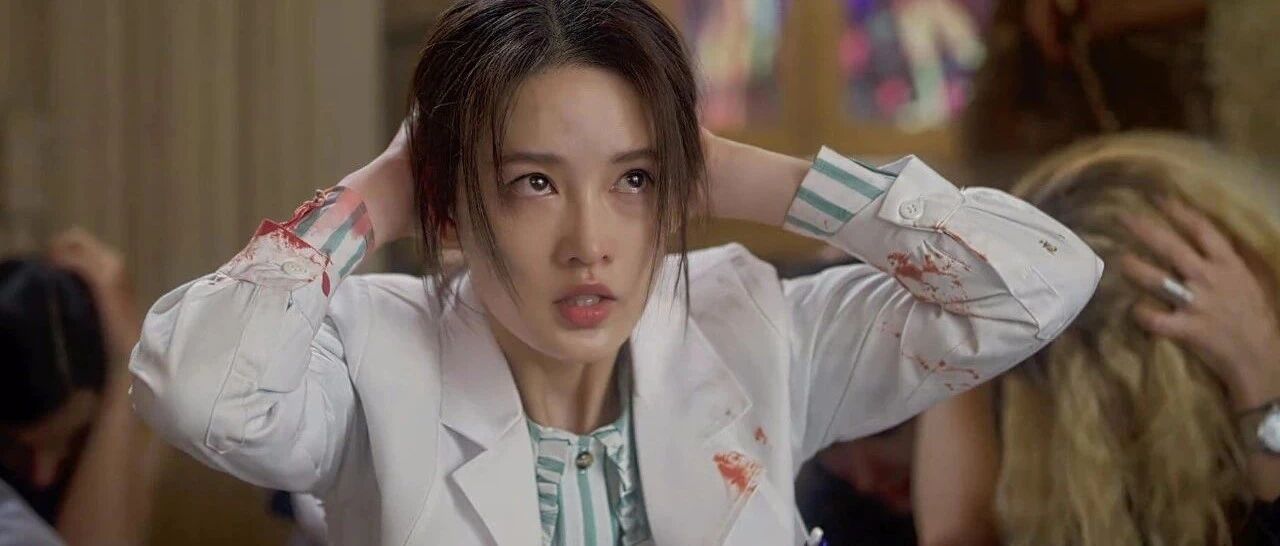 一开播就登顶热度榜第一，但看了两集就被尬到难以忍受！