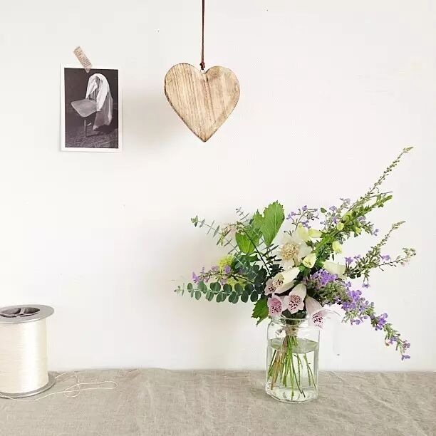 一分钟搞定不同种类花束 用花装点一个与众不同的家 马蹄室内设计网