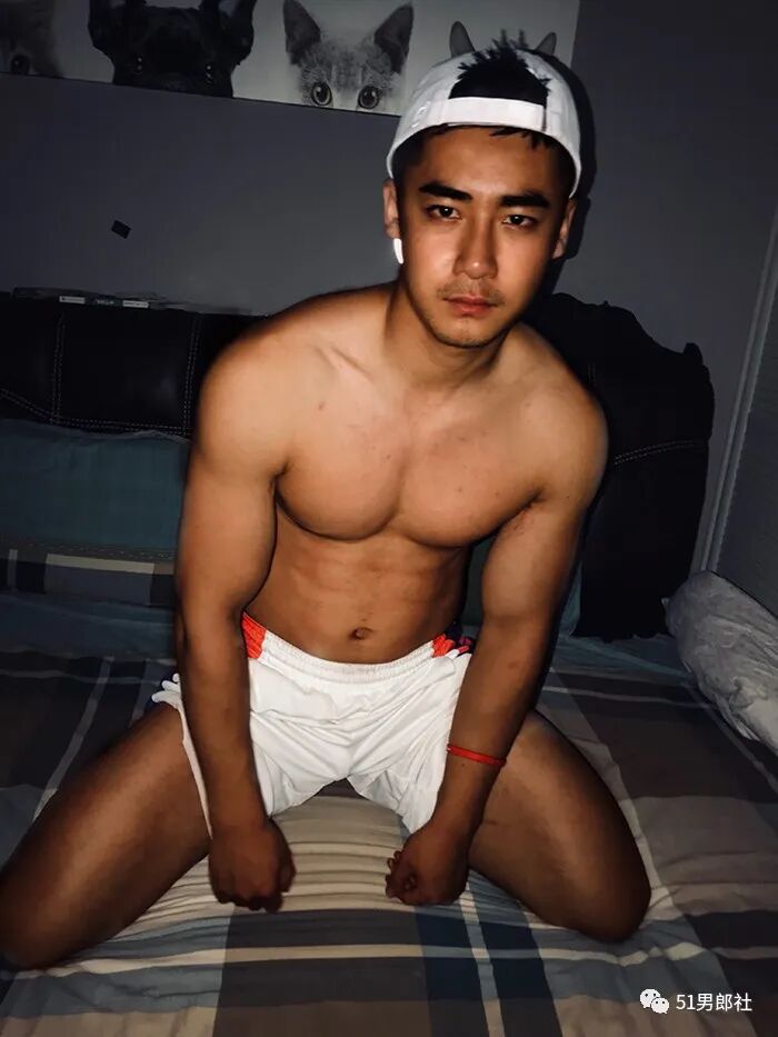 你心目中的同志天菜是哪位 - 51虹马