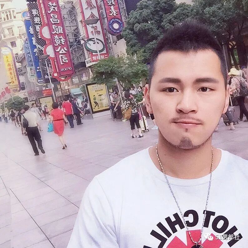 你心目中的同志天菜是哪位 - 51虹马