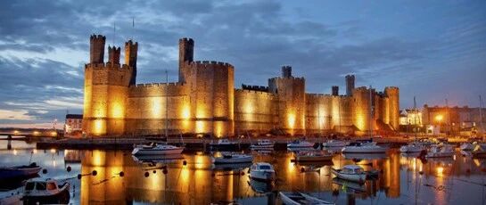 卡那封城堡：见证威尔士陷落的中世纪城防杰作