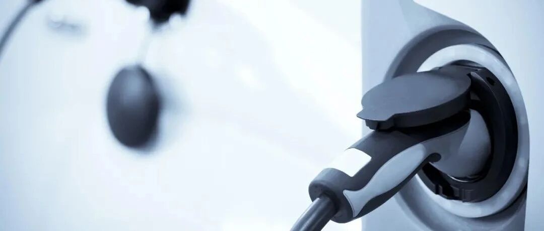 我在-20°C的北京街头开「电动爹」，趴窝了…