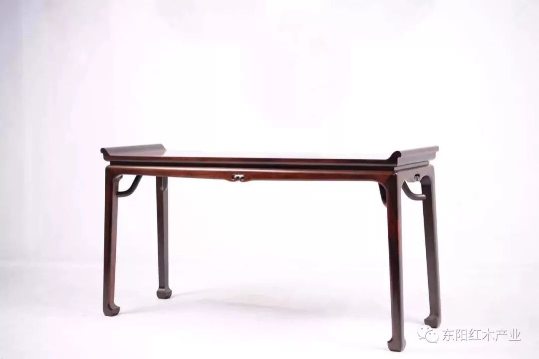 不贵的红木家具千万不要买，别给后悔留空间。