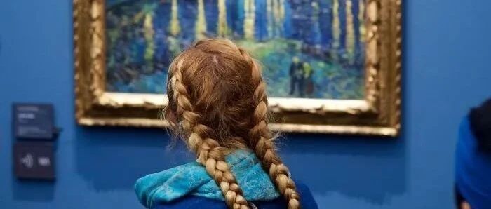 他花2年时间，拍下1000个“撞衫”的人：撞衫不可怕，可怕的是……