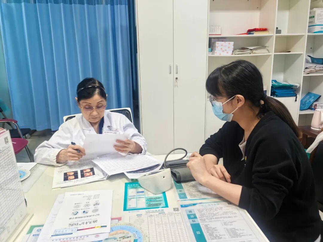 汕头彩超怎么样胎儿在肚子里可一点不无聊~不信咱们四维见！_https://www.jmylbn.com_新闻资讯_第11张