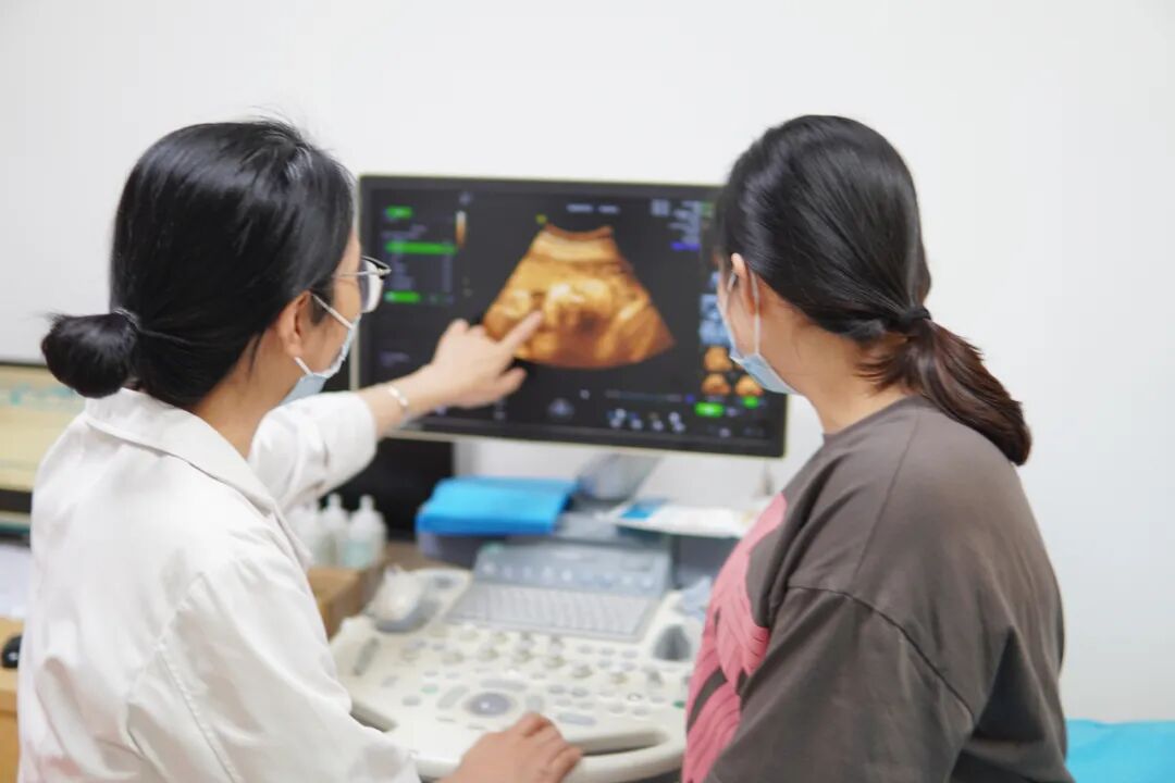 汕头彩超怎么样做四维时，您的宝宝在忙什么？一个小妙招降服TA_https://www.jmylbn.com_新闻资讯_第2张