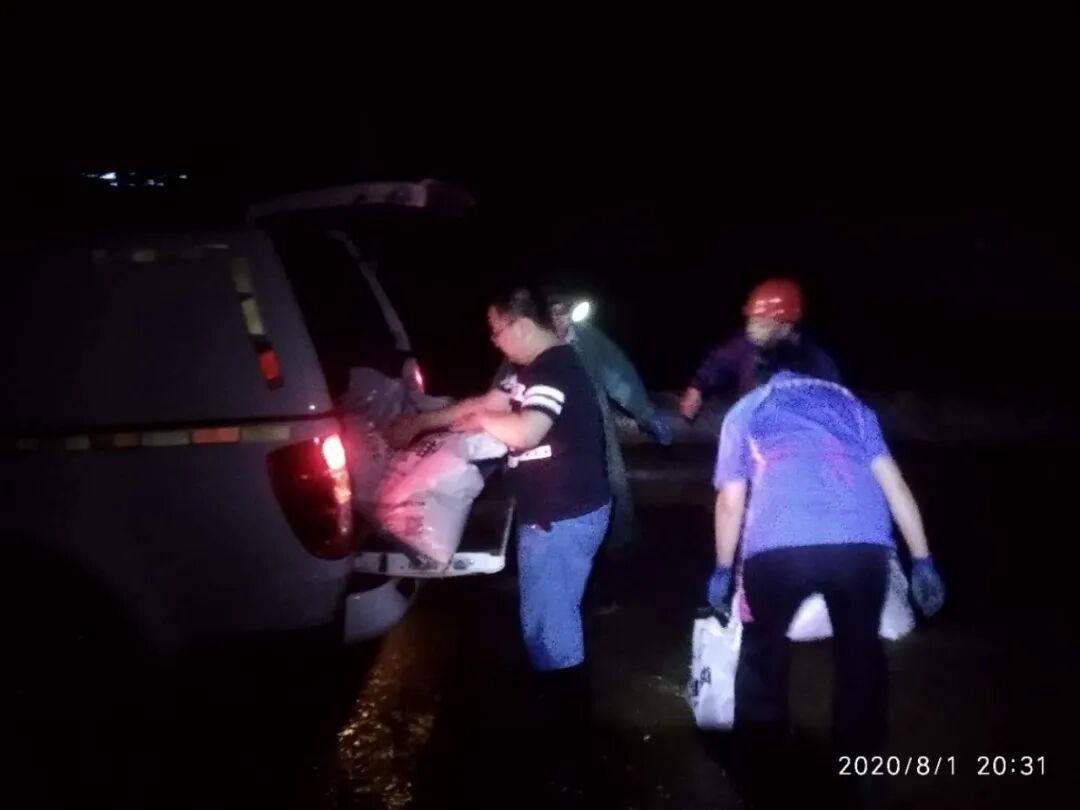 众志成城 抗洪抢险-记丹凤公司抗洪抢险保；こ