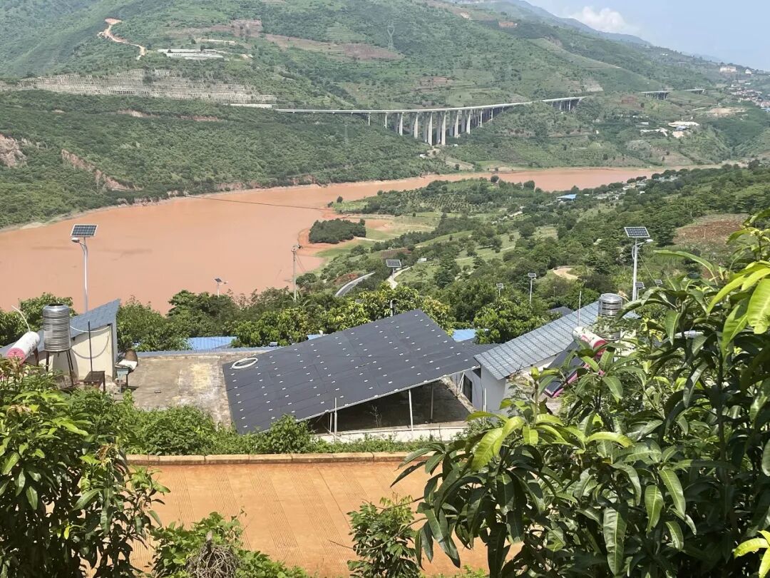 个旧有个穷到出名的村子分了二十五万