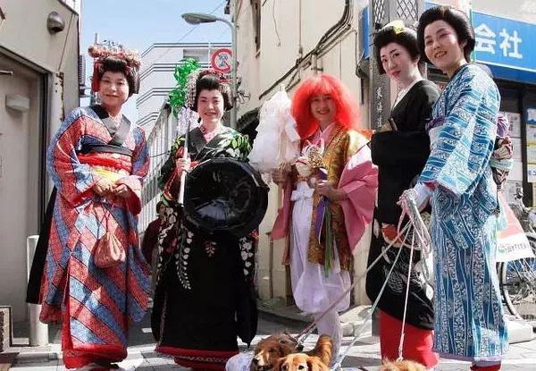 阴阳师 花车狂飙 九月不容错过的日本祭典 云肆环球民宿 微信公众号文章阅读 Wemp