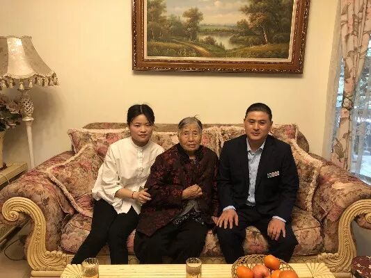 孝行大道 让天下父母幸福——岩正中医母亲节关爱患者活动