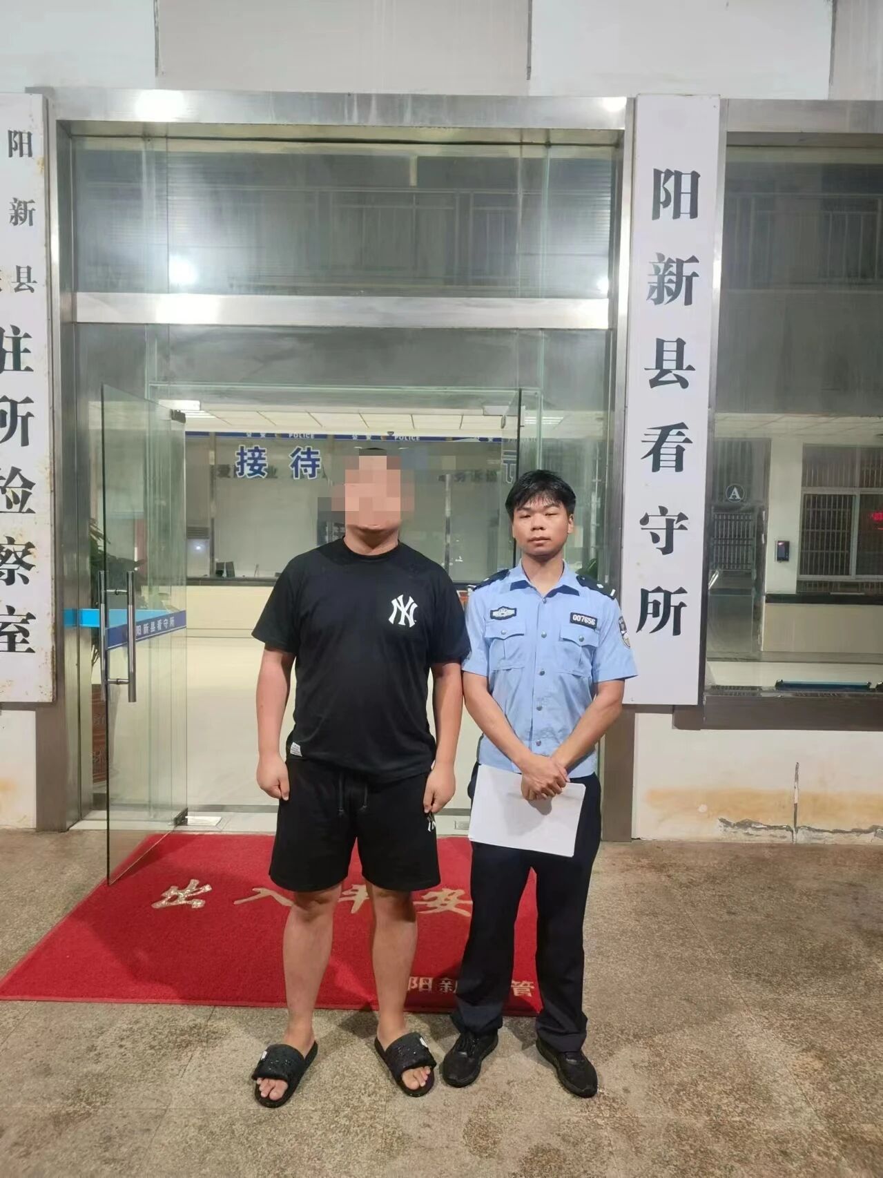 槟榔哥（槟榔哥吃槟榔视频）