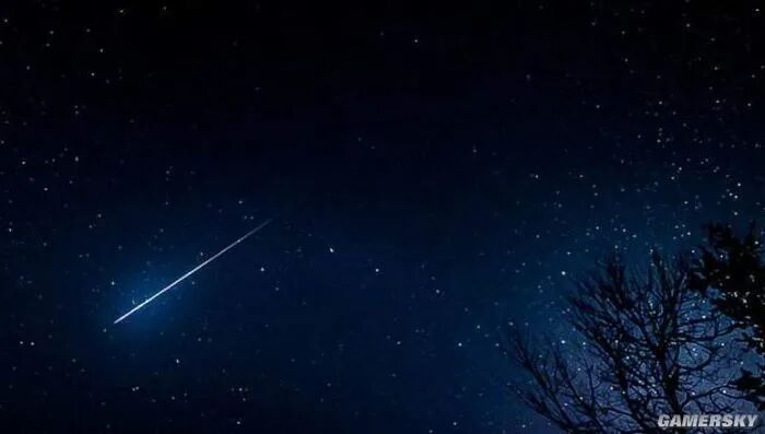 在古代,流星是灾祸的象征至于所谓四十万军队打不过一两万,虽然听起来