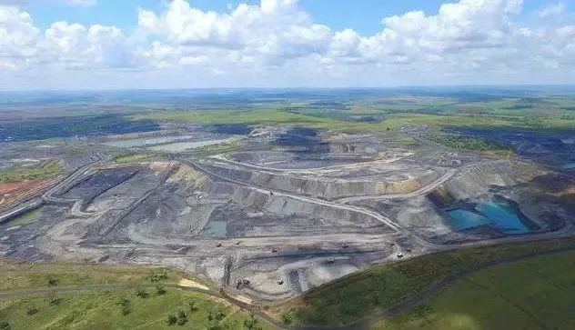 储量相当于中国煤炭总储量 1/5，这个最具争议的澳洲煤矿开工了！