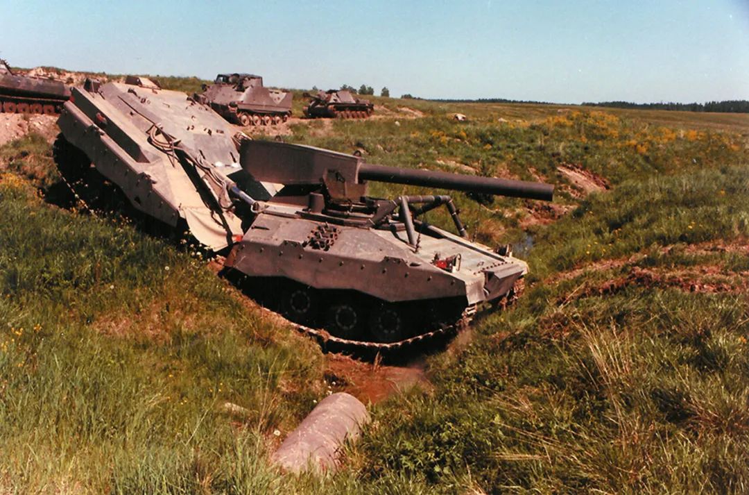 铰接坦克：冷战时期瑞典UDES坦克装甲车研制项目全解析