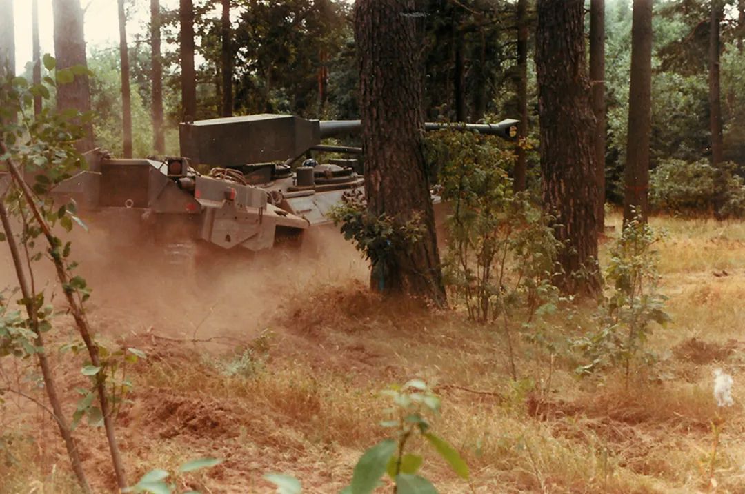 铰接坦克：冷战时期瑞典UDES坦克装甲车研制项目全解析的图45