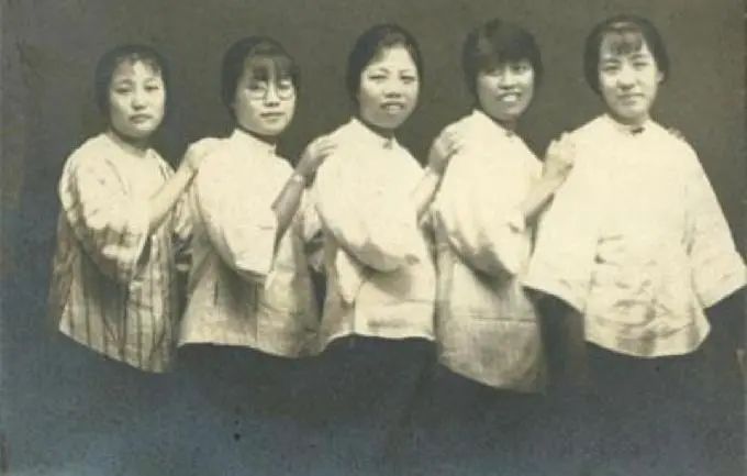 嫁给全中国最帅的男人，她比你想象中还牛