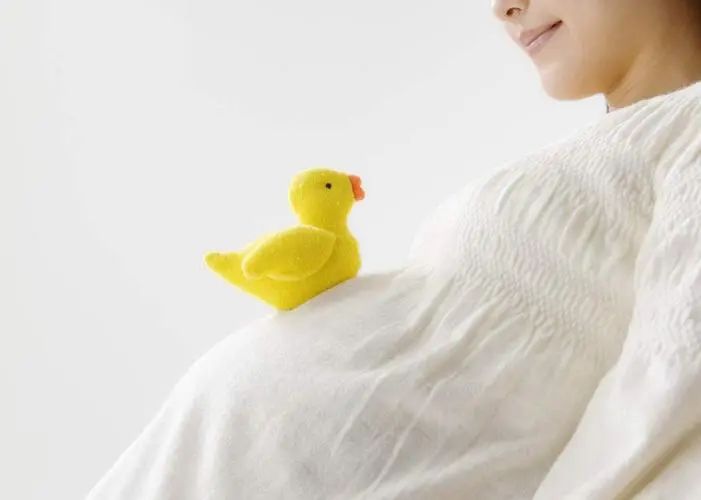 怀孕的胎儿多大可以做亲子鉴定？