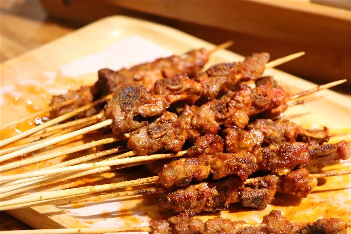 福利1911牛肉烤串落户河西大学城宵夜又添好去处