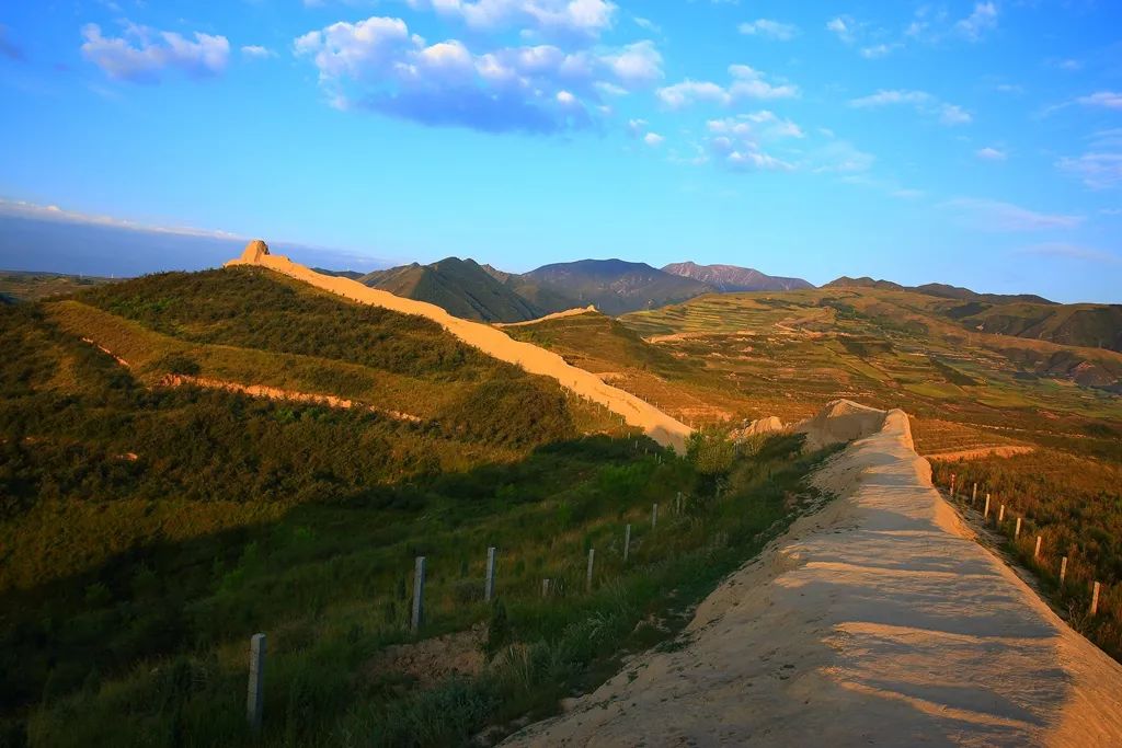 长城的价值背景_长城永在我心上背景_长城的历史背景