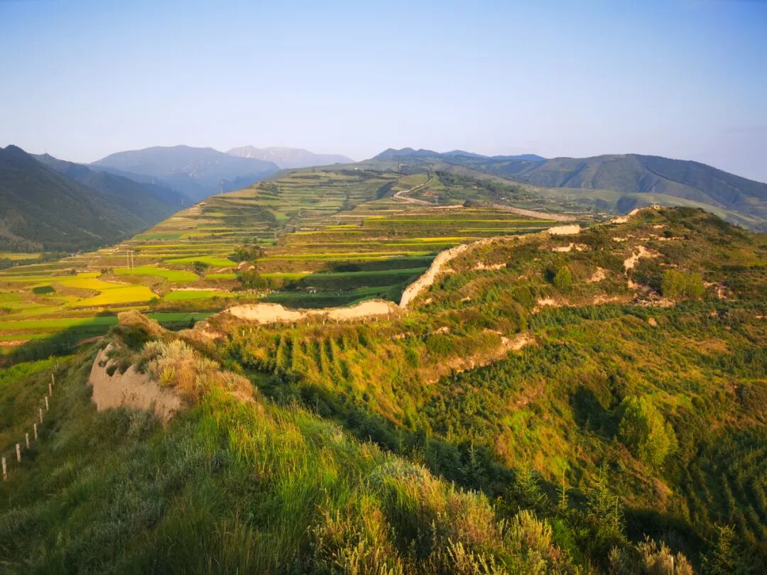 长城永在我心上背景_长城的价值背景_长城的历史背景
