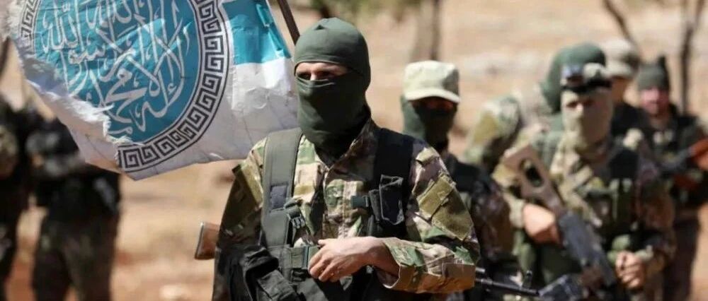 拱振喜：叙利亚极端组织头目朱拉尼其人及其改头换面活动