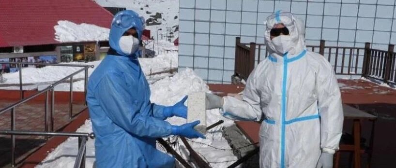 2022第一天，中印士兵在边境互致问候、交换糖果