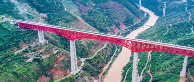 泰国学者对比美中两国与老挝关系的巨大差异