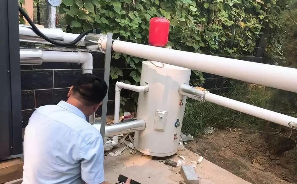 鲲速暖通科普有水箱还要膨胀罐？膨胀罐和缓冲水箱如何选型？