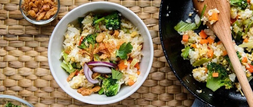 想瘦又不想吃得寡淡？这份蛋炒饭秘方收藏好