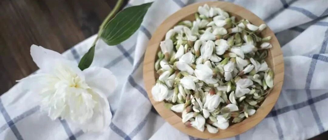 春日限定！飘香蒸槐花饭来啦～