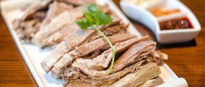 青海的手抓羊肉，谁能忍得住？